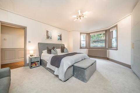 2 bedroom flat for sale, St. Philips Road, Surbiton KT6