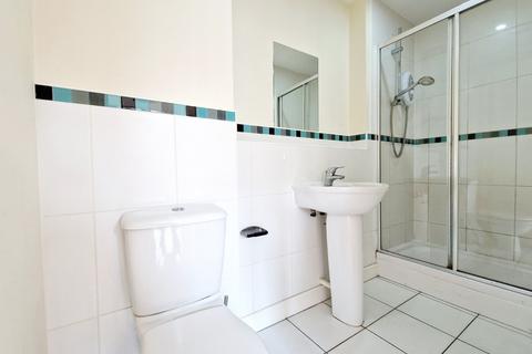 2 bedroom flat for sale, Cornwood Lane, Shirley, Solihull, West Midlands, B90