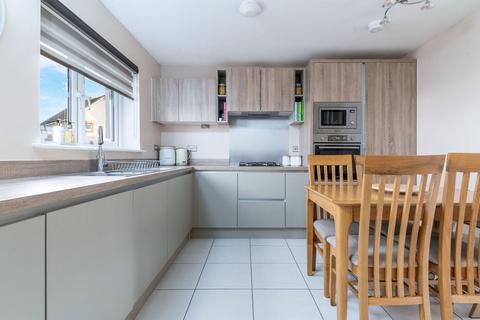 3 bedroom end of terrace house for sale, Skelton Park, Denny, FK6