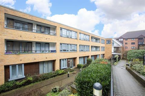 2 bedroom apartment for sale, 57 Whytecliffe Road South, Purley CR8