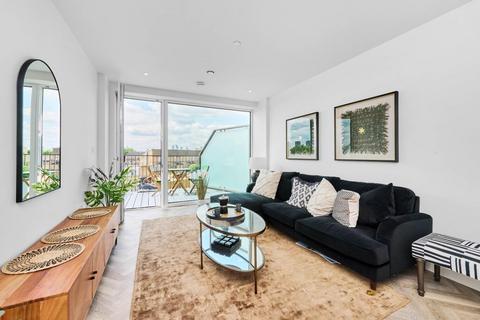 2 bedroom flat to rent, Bombay Street SE16