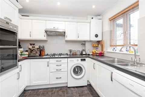 5 Woodlawn Close, London, SW15 2RE