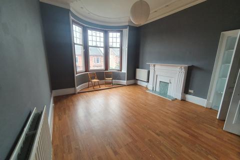 3 bedroom apartment to rent, Percy Street, Glasgow G51