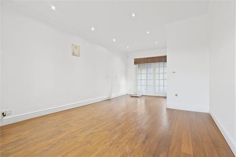 3 bedroom end of terrace house for sale, Lambourne Crescent, Essex IG7