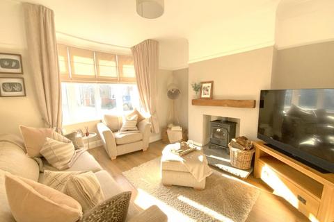 14 Beech Avenue, Grimsby, DN33 2AZ