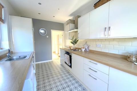 14 Beech Avenue, Grimsby, DN33 2AZ