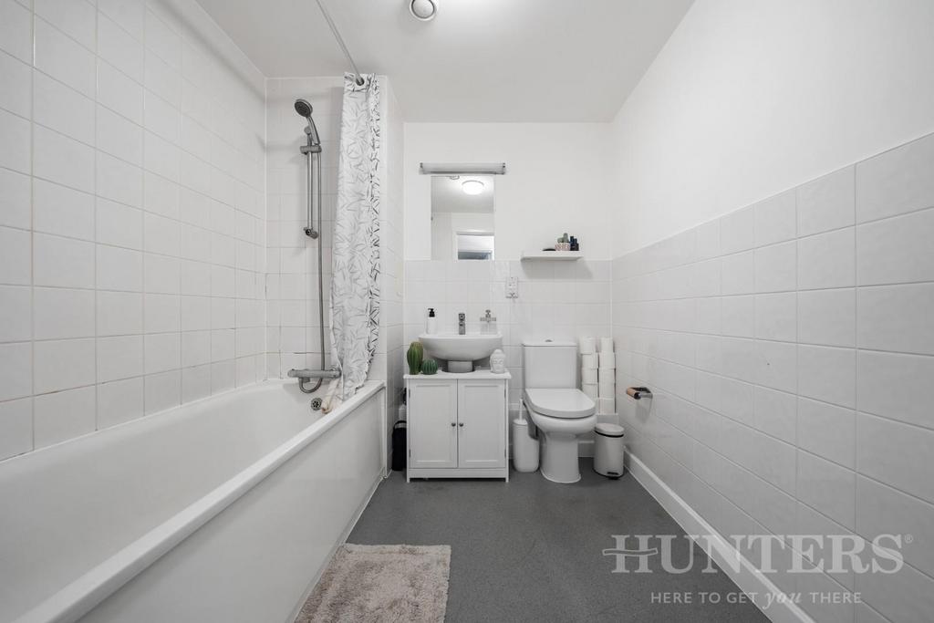 Flat 25, Joshua Court N15 4 FR-4.jpg