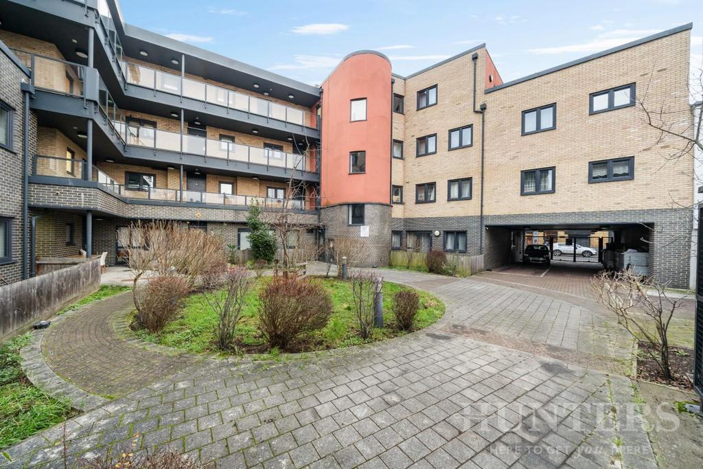 Flat 25, Joshua Court N15 4 FR-12.jpg