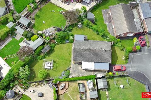 undefined, Dalar Wen, Denbigh LL16