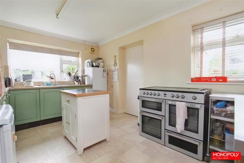 undefined, Dalar Wen, Denbigh LL16