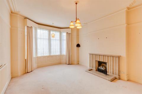 38 Bishops Road, Whitchurch, Cardiff, CF14 1LU