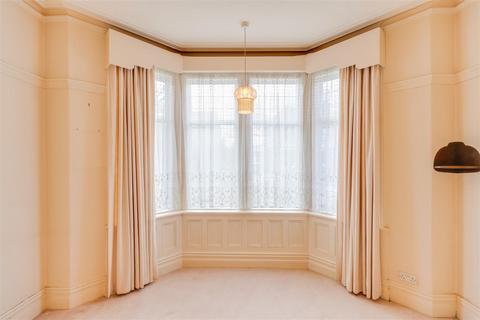 38 Bishops Road, Whitchurch, Cardiff, CF14 1LU