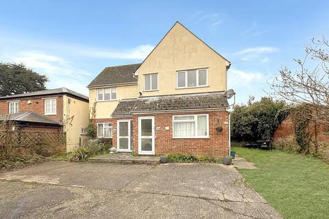 2 bedroom maisonette for sale, High Street, Wivenhoe, Colchester, CO7