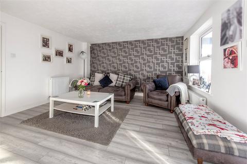 39 Needhams Patch, Cotford St Luke, Taunton, TA4 1JF