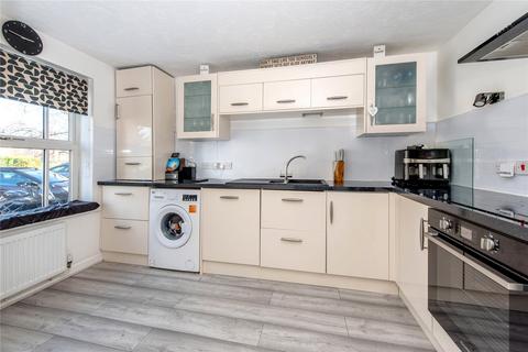 39 Needhams Patch, Cotford St Luke, Taunton, TA4 1JF