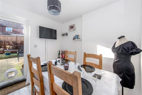 39 Needhams Patch, Cotford St Luke, Taunton, TA4 1JF