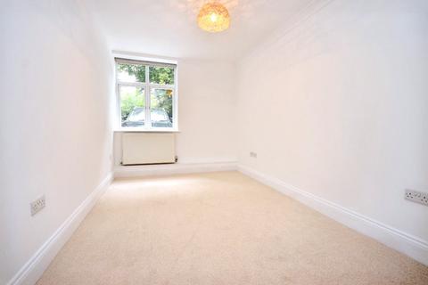 12, Sandal Grange Walton Lane, Wakefield, WF2 6AL