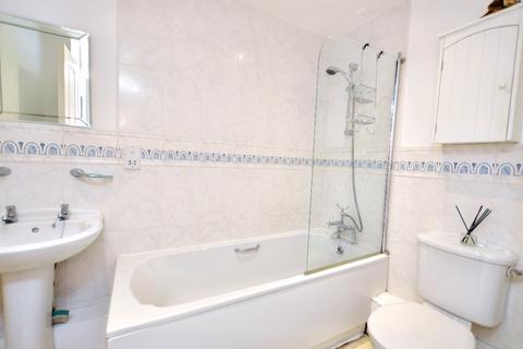 12, Sandal Grange Walton Lane, Wakefield, WF2 6AL