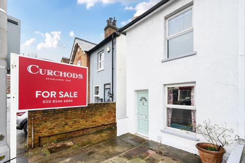 2 bedroom end of terrace house for sale, Cambridge Road, Kingston Upon Thames, KT1