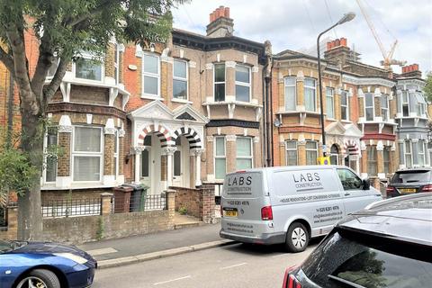 1 bedroom flat to rent, Cedars Avenue, Walthamstow, London