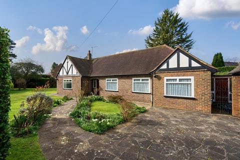 3 bedroom detached bungalow for sale, Homefield Road, Warlingham CR6