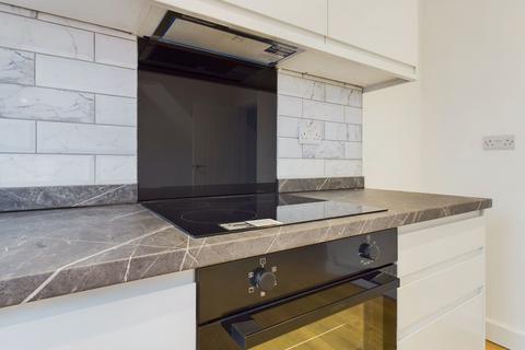 4 bedroom semi-detached house for sale, Carlton Hill, Carlton, Nottingham