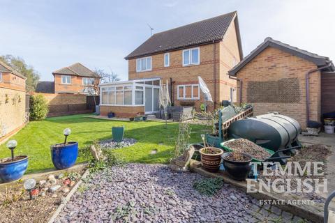 22 Barrell Close, Frating, Colchester, CO7 7GD