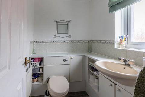22 Barrell Close, Frating, Colchester, CO7 7GD