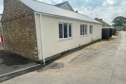 2 bedroom bungalow to rent, The Barracks, Gorefield, Wisbech, PE13