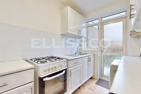 124 Birkbeck Avenue, Greenford, UB6 8LY