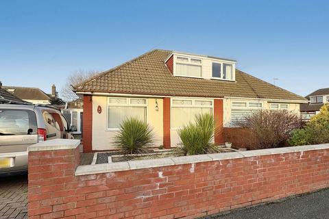 4 bedroom semi-detached bungalow for sale, Heathview Close, Widnes