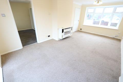 3 bedroom terraced house to rent, Prince Philip Avenue, Stifford Clays