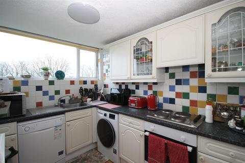 2 bedroom apartment for sale, Dunsgreen Court, Ponteland, Newcastle Upon Tyne