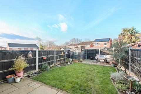 11 Bishops Avenue, Worcester, WR3 8XA