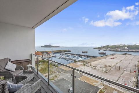 2 bedroom apartment for sale, Penthouse, Kingdom Street, Millbay