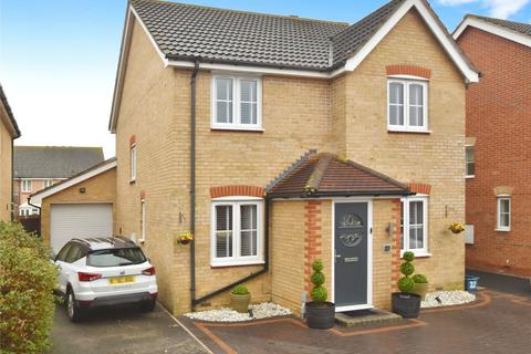 4 bedroom detached house for sale, Curlew Avenue, Mayland, Chelmsford, Essex, CM3