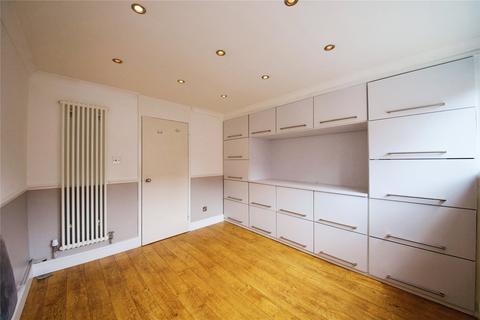 2 bedroom apartment for sale, Essex Close, Walthamstow, London