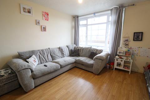 1 bedroom apartment for sale, Ballards Walk, Lee Chapel North, Basildon, Essex, SS15