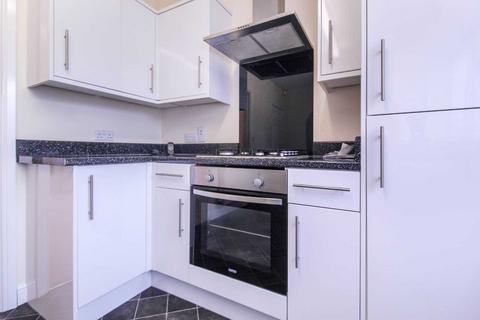 2 bedroom detached house for sale, Bancroft Road, Luton LU3