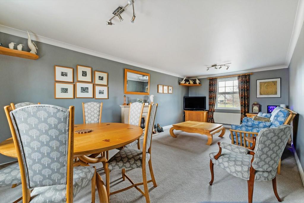 84221 2 Shears Drive Amesbury (16).jpg