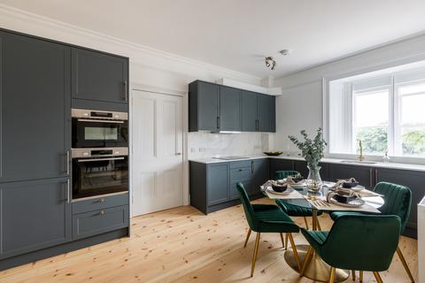 3 bedroom apartment for sale, Plot Plot5, Kew at Oakley Gardens, 5, Oakley Gardens RH1