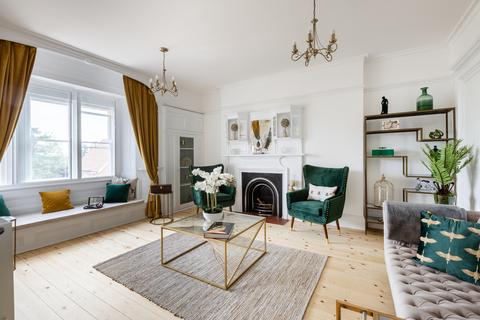 3 bedroom apartment for sale, Plot Plot5, Kew at Oakley Gardens, 5, Oakley Gardens RH1
