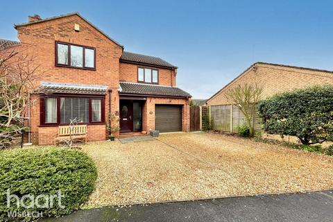 4 bedroom detached house for sale, Churchfield Way, Wisbech St Mary