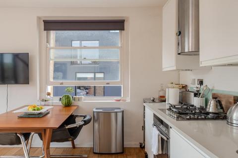 1 bedroom flat for sale, Broadway Market, London, E8