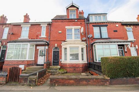 3 bedroom terraced house for sale, Denby Dale Road, Wakefield WF2