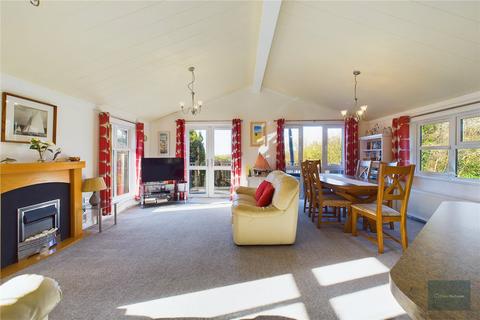 2 bedroom bungalow for sale, The Thatches, Devon PL21