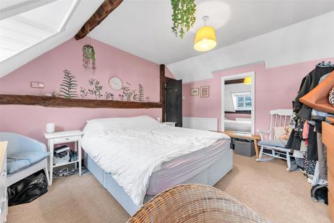 4 bedroom end of terrace house for sale, Main Road, Sutton At Hone, Dartford, Kent, DA4