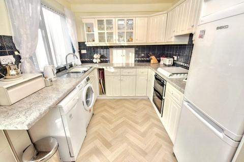 3 bedroom semi-detached house for sale, Beechfield, Leeds, West Yorkshire