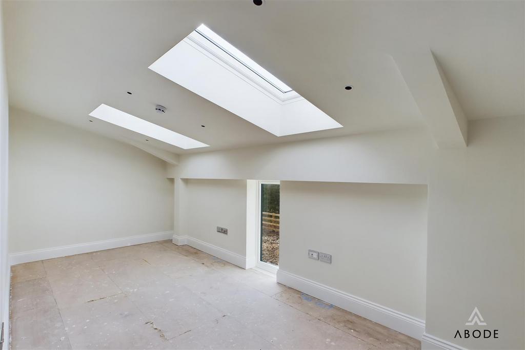 CAM04151 G0-PR0121-STILL020.jpg