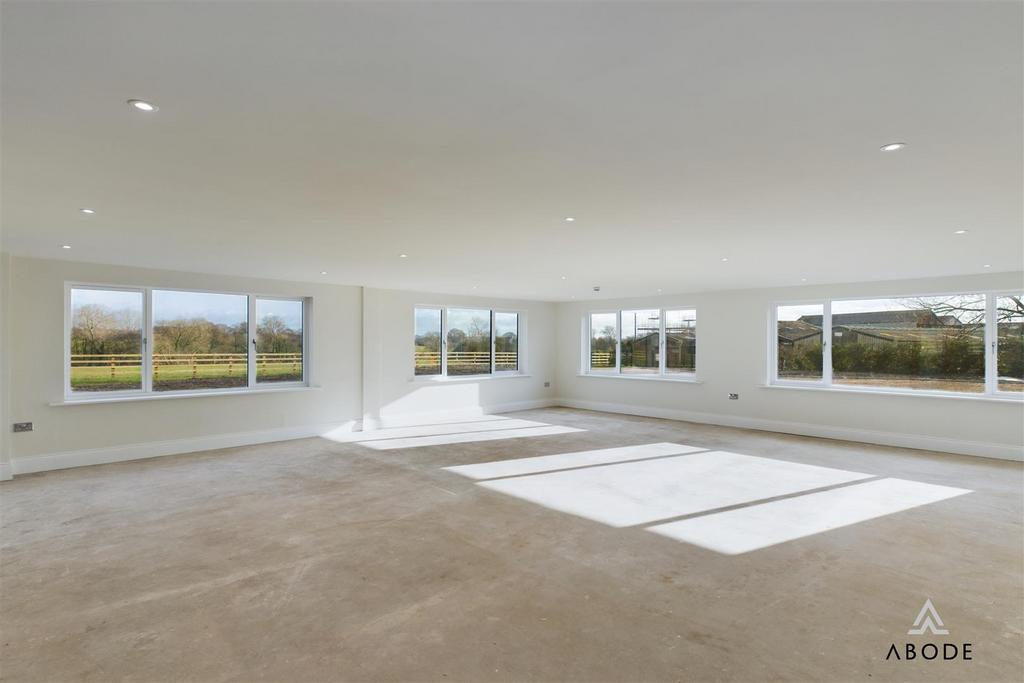 CAM04151 G0-PR0121-STILL008.jpg